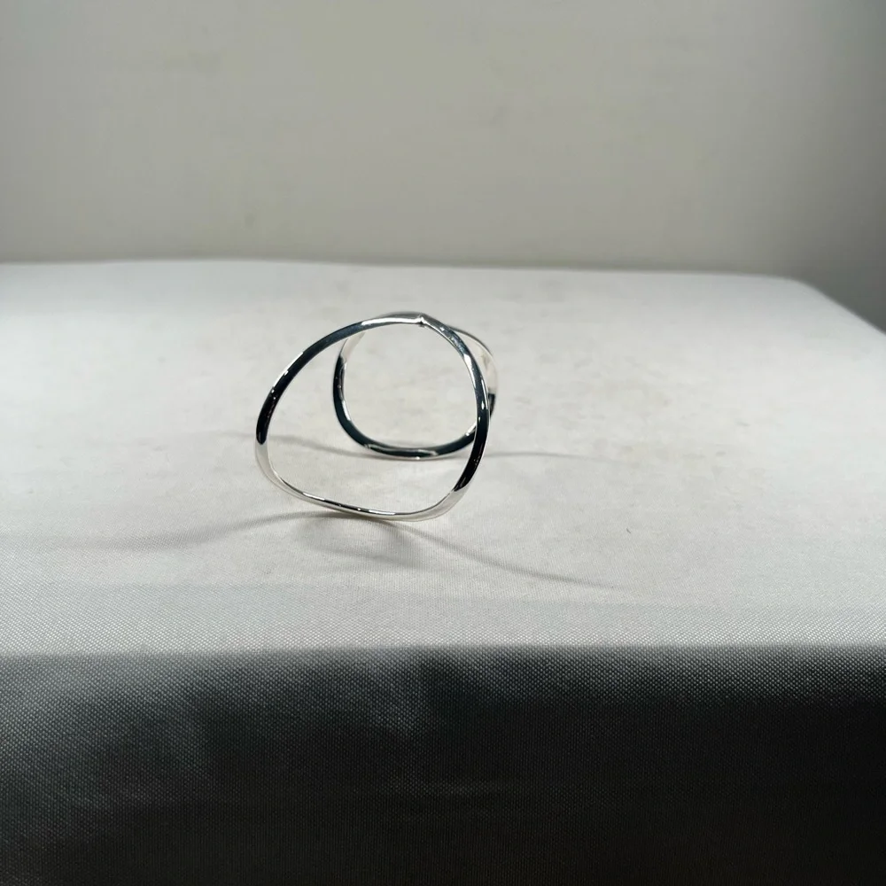 Silver Geometric Wire Bracelet - Picture 3 of 4